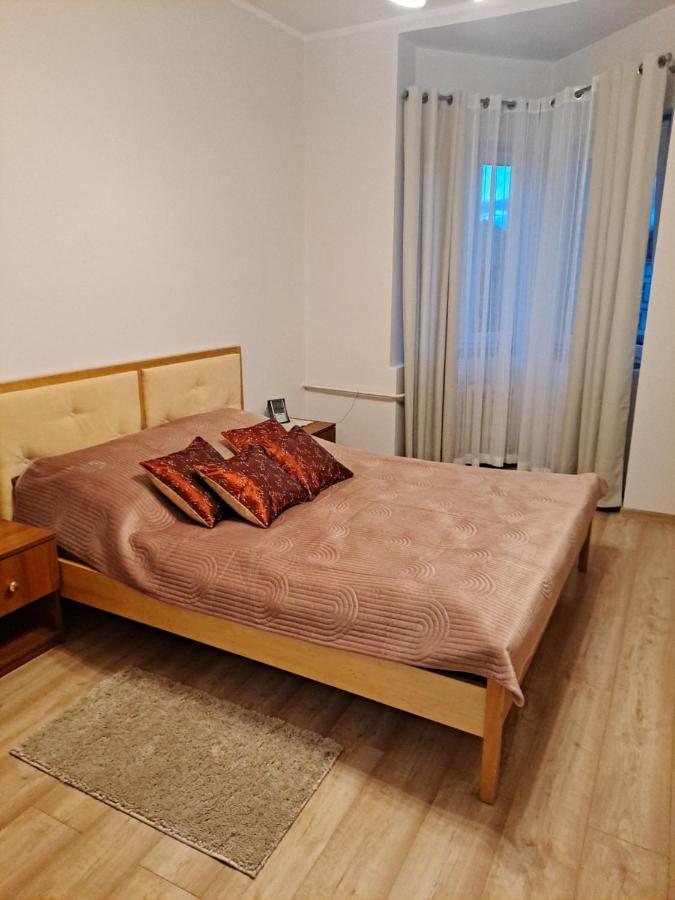 Anna Apartment เยเลเนียกูรา ภายนอก รูปภาพ